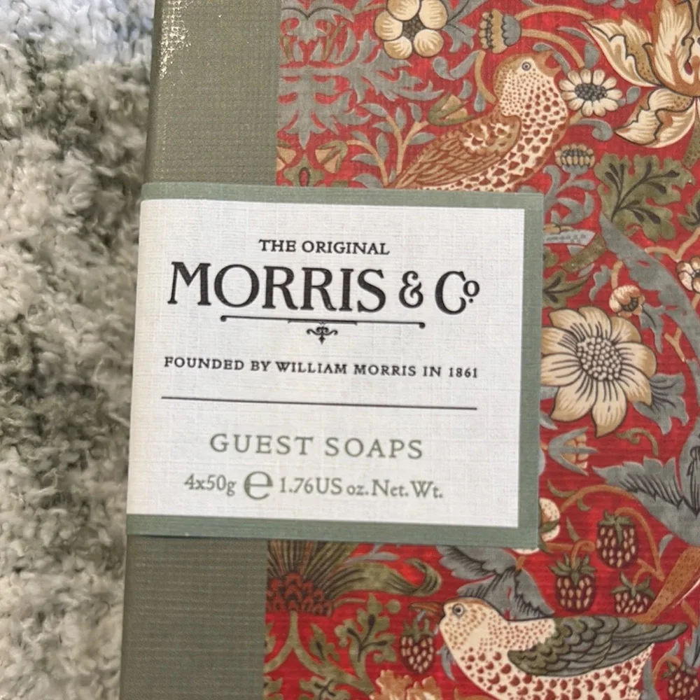 William Morris At Home Guest Soaps Boxed Set of 4, NWT - Picture 3 of 16